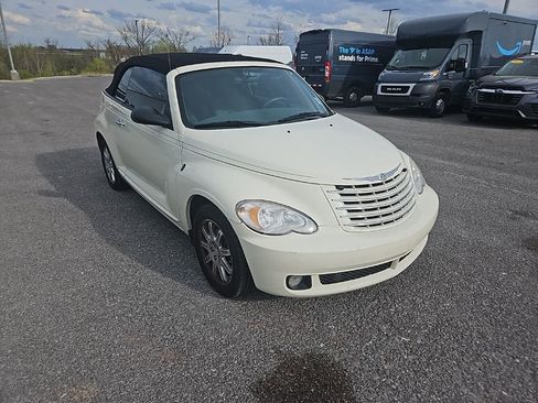 Used 2007 Chrysler PT Cruiser Convertible w/ Spring Special Group image 1