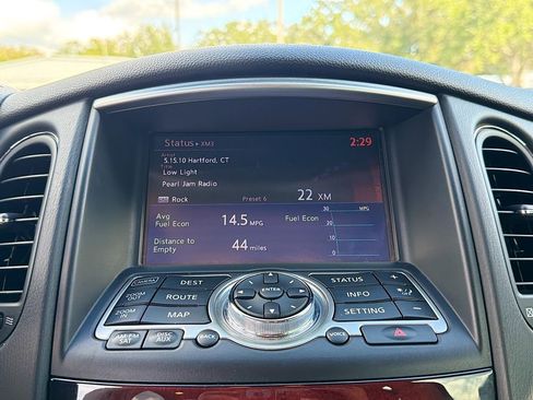 Used 2017 INFINITI QX50 Base w/ Deluxe Touring Package image 30