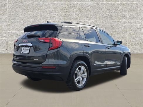 Used 2021 GMC Terrain SLE w/ Driver Convenience Package image 7