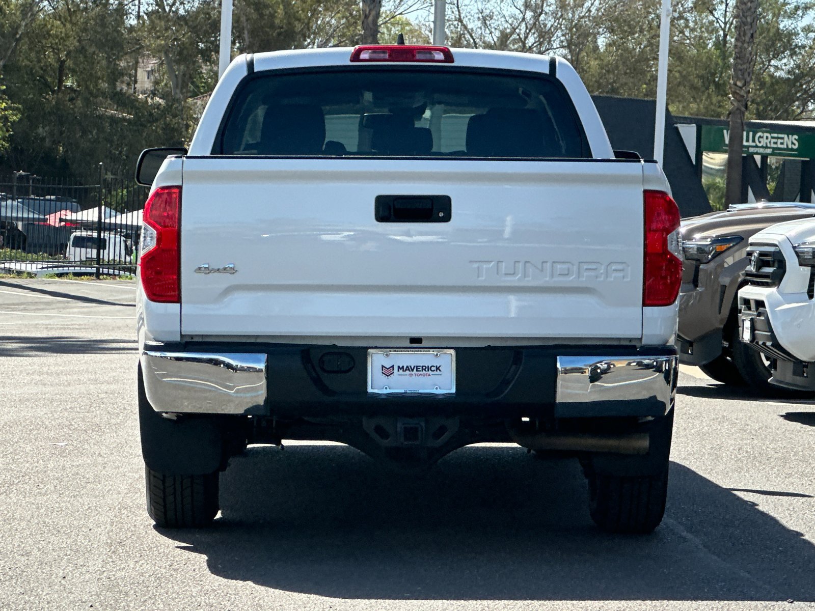 Used 2021 Toyota Tundra SR5 w/ SR5 Upgrade Package AWD/4WD image 4