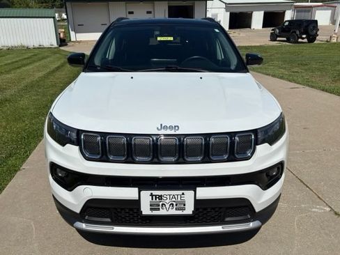 Used 2022 Jeep Compass Limited AWD/4WD image 2