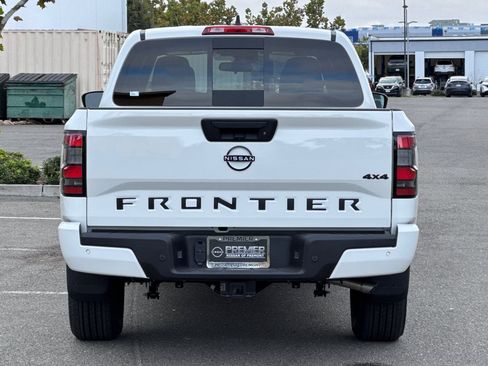 New 2026 Nissan Frontier SV w/ Tow Package image 5