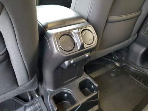 Certified 2020 Jeep Gladiator Sport w/ Quick Order Package 24S image 11