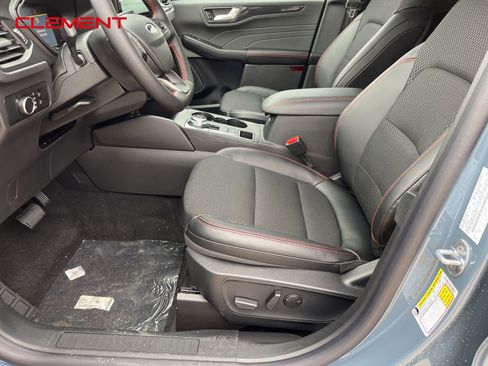 New 2025 Ford Escape ST-Line w/ Tech Pack #1 image 34