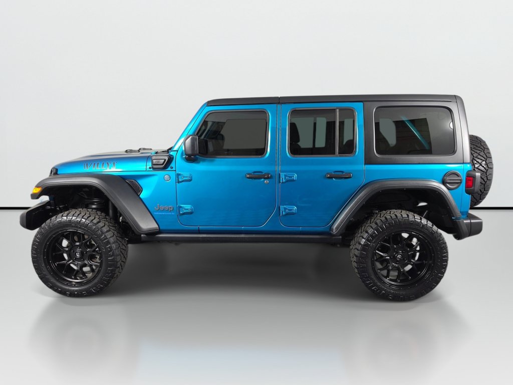 Used 2024 Jeep Wrangler Unlimited AWD/4WD image 2