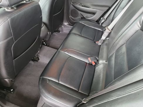 Used 2022 Chevrolet Malibu RS FWD image 11