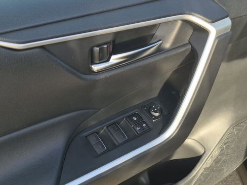 Used 2024 Toyota RAV4 XLE image 12