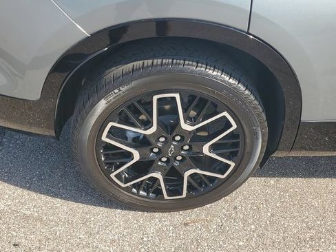 Certified 2025 Chevrolet Blazer RS w/ Driver Confidence II Package AWD/4WD image 5