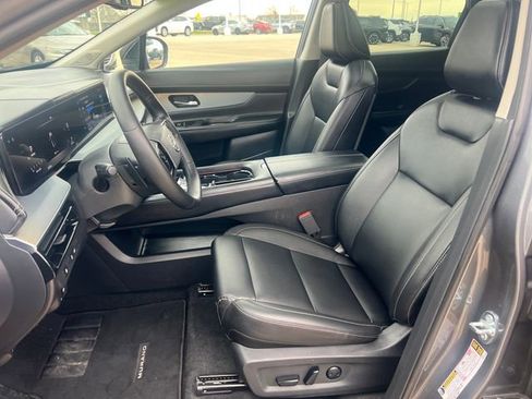 Used 2025 Nissan Murano SL AWD/4WD image 12