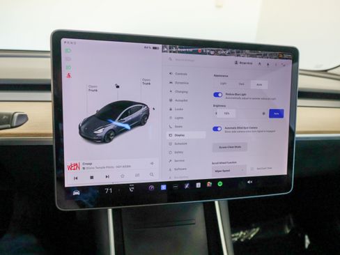 Used 2020 Tesla Model 3 Long Range image 34