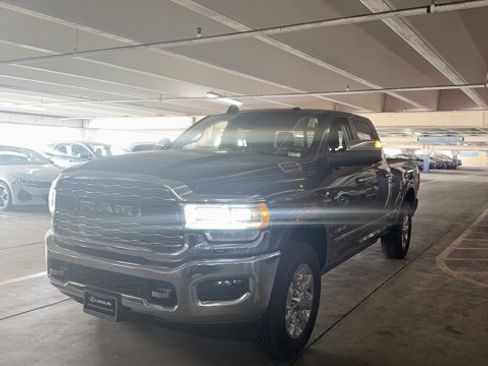 Used 2020 RAM 2500 Limited image 4