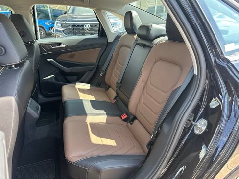 Used 2026 Volkswagen Jetta SEL FWD image 14