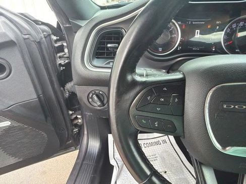Used 2021 Dodge Challenger SXT w/ Driver Convenience Group AWD/4WD image 18