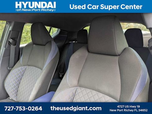 Used 2020 Toyota C-HR XLE FWD image 7