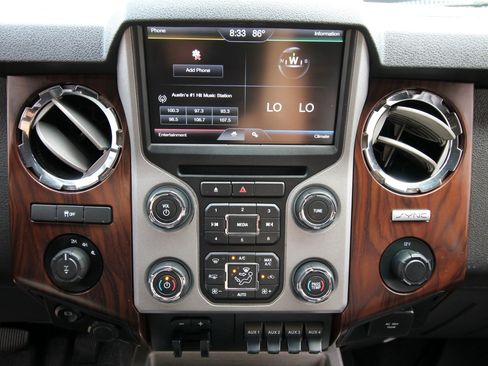 Used 2016 Ford F250 Lariat AWD/4WD image 32