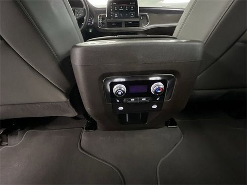 Certified 2023 GMC Yukon SLT w/ SLT Premium Package image 21