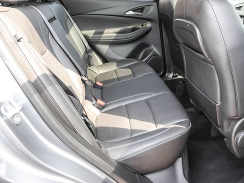 Used 2021 Buick Encore GX Essence w/ Experience Buick Package AWD/4WD image 42