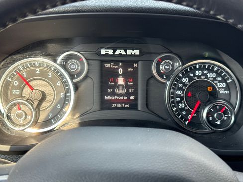 Used 2024 RAM 2500 Big Horn w/ Bed Utility Group image 25