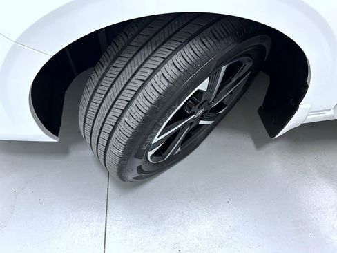 Certified 2025 Nissan Sentra SV w/ All-Weather Package image 23