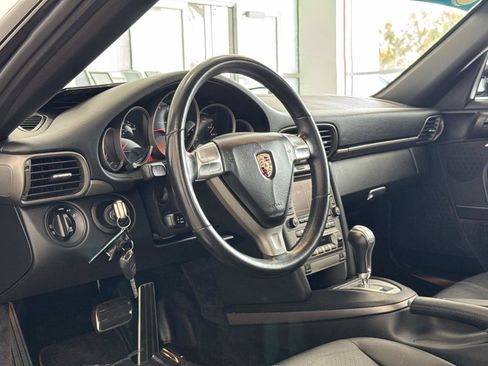 Used 2006 Porsche 911 Carrera RWD image 10