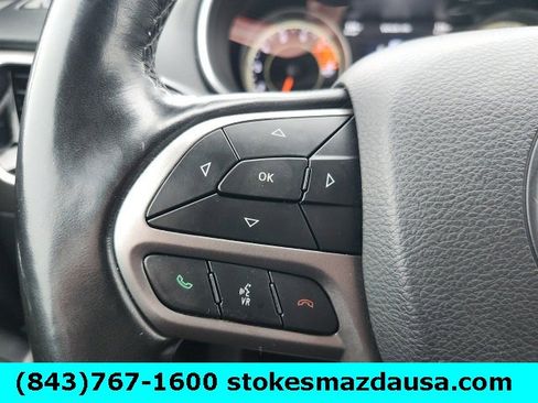 Used 2020 Jeep Cherokee Limited image 33