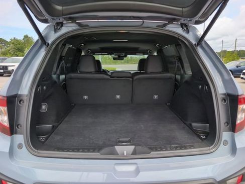Used 2025 Honda Passport Black Edition image 6