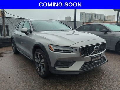 Used 2025 Volvo V60 B5 Cross Country Plus