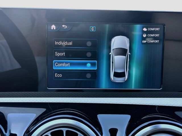 Used 2019 Mercedes-Benz A 220 image 28