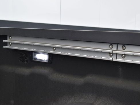 New 2024 Nissan Frontier SV w/ SV Convenience Package image 27