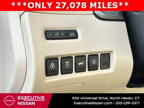 Certified 2023 Nissan Murano Platinum w/ Cargo Package image 12