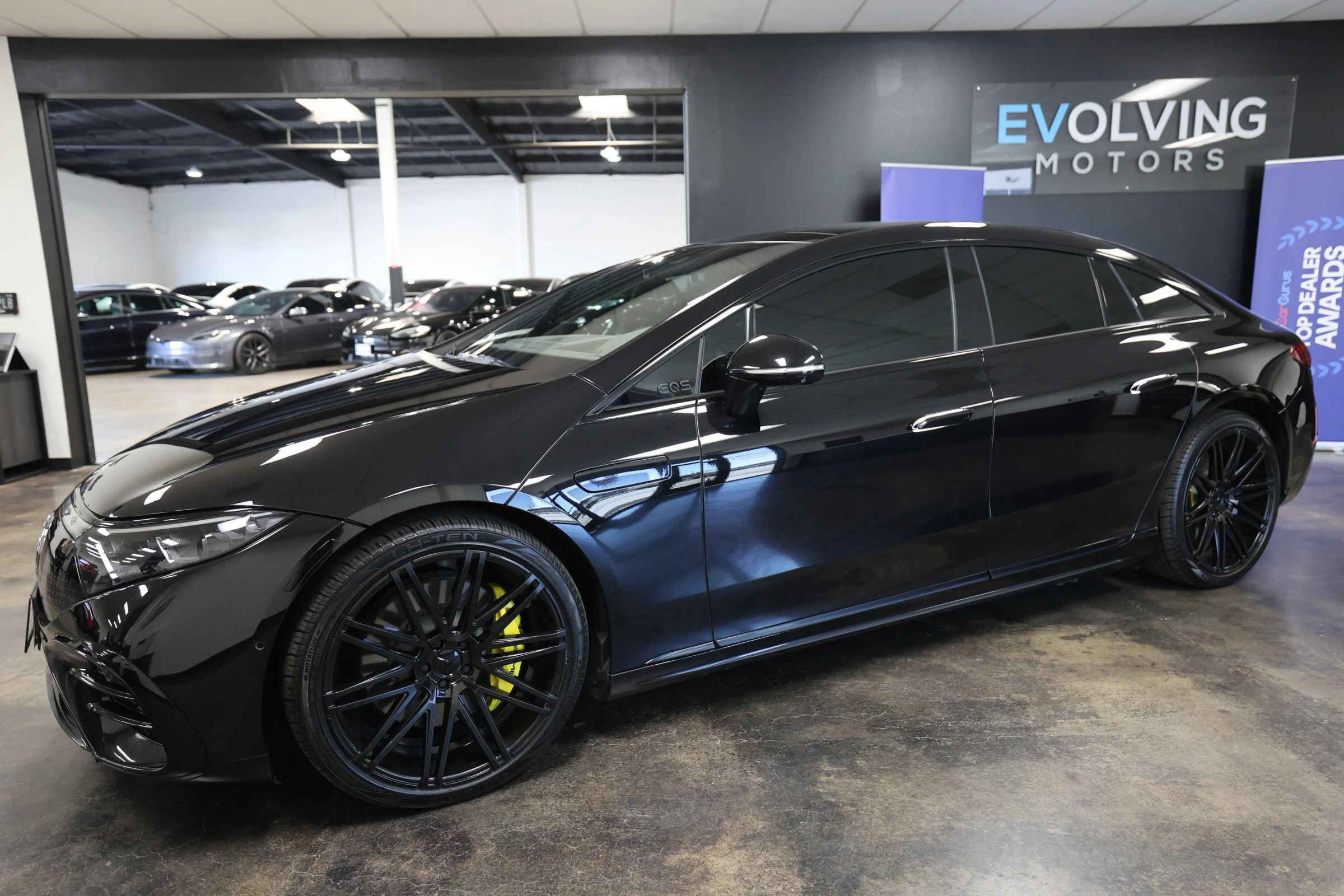 Used 2022 Mercedes-Benz EQS 580 4MATIC Sedan image 5