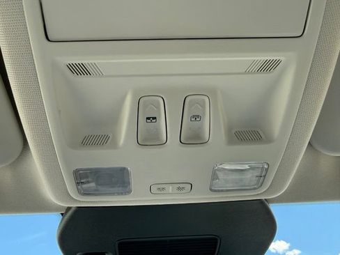Certified 2024 Ford Escape Platinum w/ Premium Technology Package AWD/4WD image 20