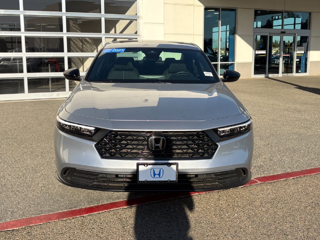 Used 2025 Honda Accord Sport image 2