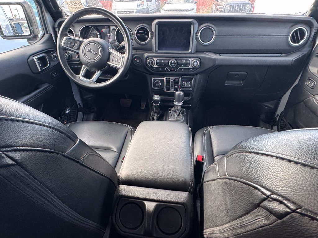 Used 2023 Jeep Wrangler Unlimited Sahara w/ Cold Weather Group AWD/4WD image 10