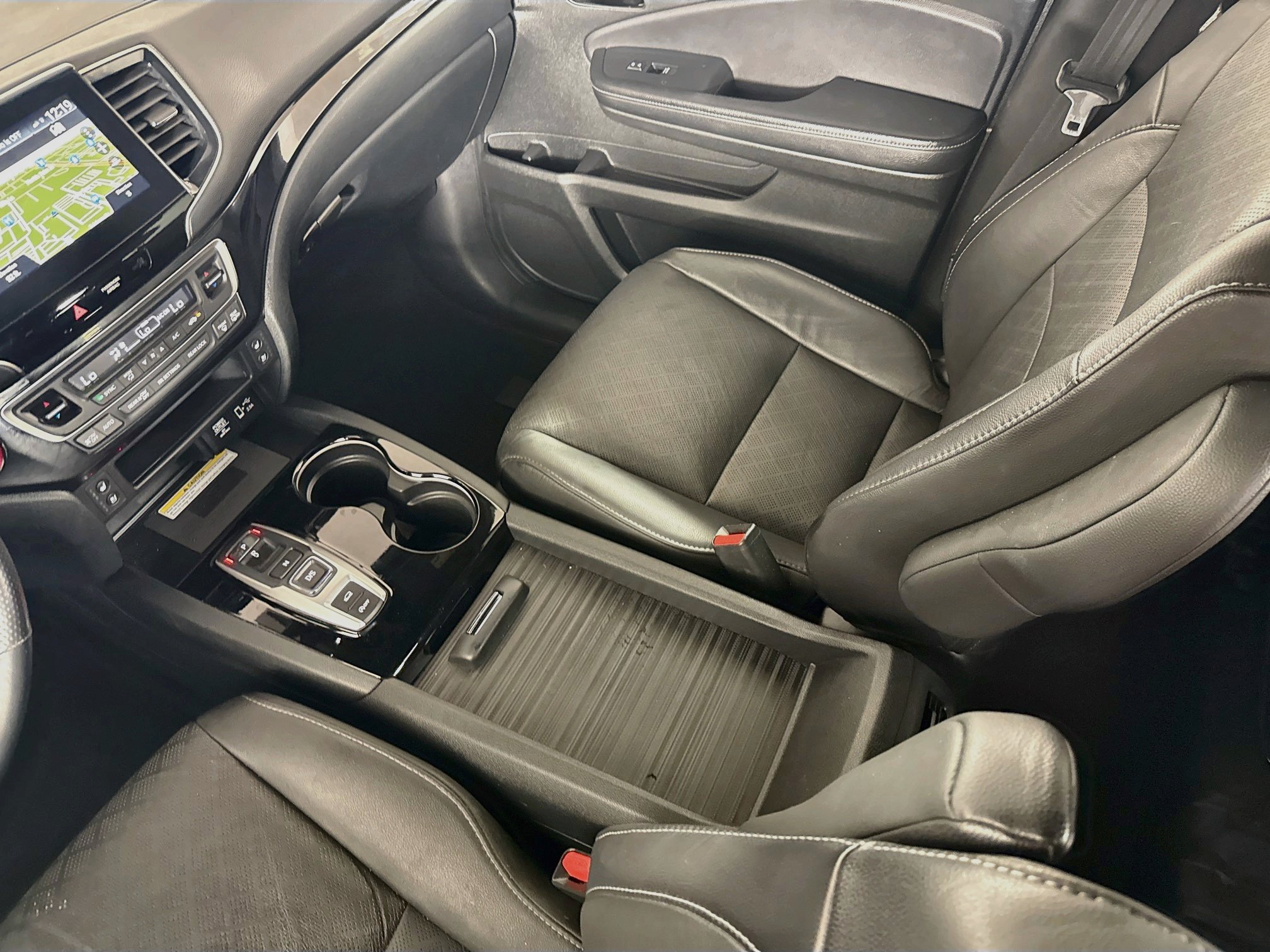 Used 2023 Honda Passport Elite image 29