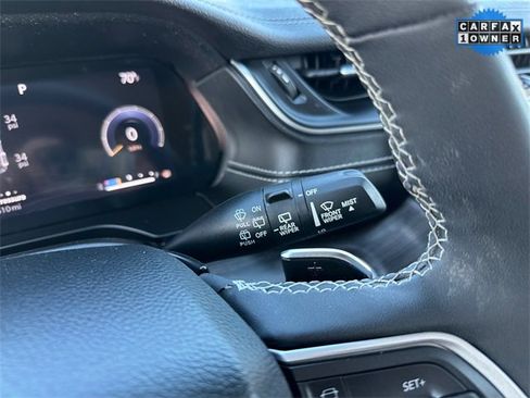 Used 2023 Jeep Grand Cherokee Limited image 25