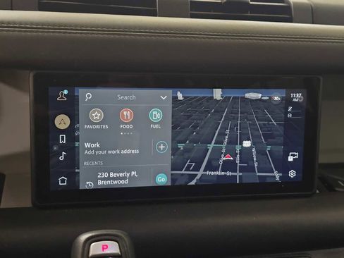 Used 2020 Land Rover Defender 110 HSE image 32