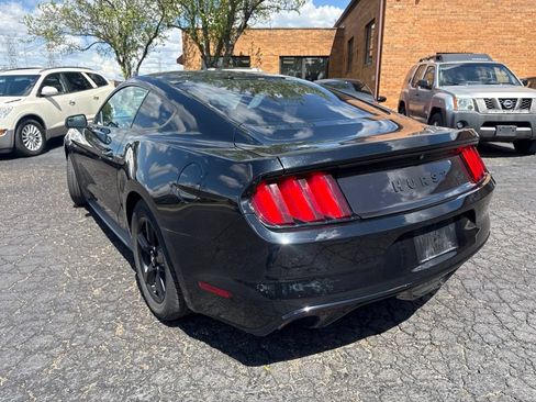 Used 2015 Ford Mustang Coupe RWD image 5