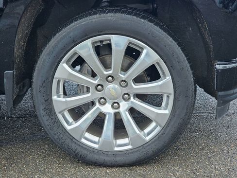 Used 2020 Chevrolet Silverado 1500 High Country w/ Technology Package image 10