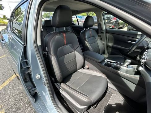 Certified 2024 Nissan Sentra SR w/ SR Premium Package FWD image 25