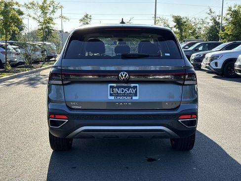 Used 2025 Volkswagen Taos SEL w/ Black Wheel Plus Package AWD/4WD image 4