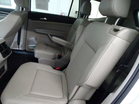 Used 2021 Volkswagen Atlas SEL AWD/4WD image 4
