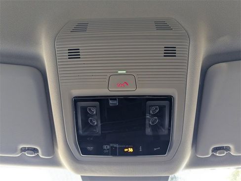 New 2026 Volkswagen Atlas SE image 25