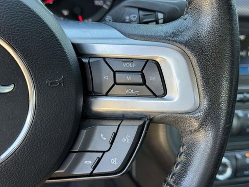 Used 2017 Ford Mustang GT w/ Black Accent Package RWD image 11