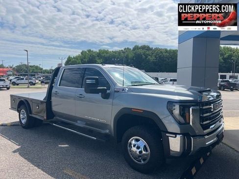 Used 2025 GMC Sierra 3500 SLE w/ SLE Convenience Package AWD/4WD image 8