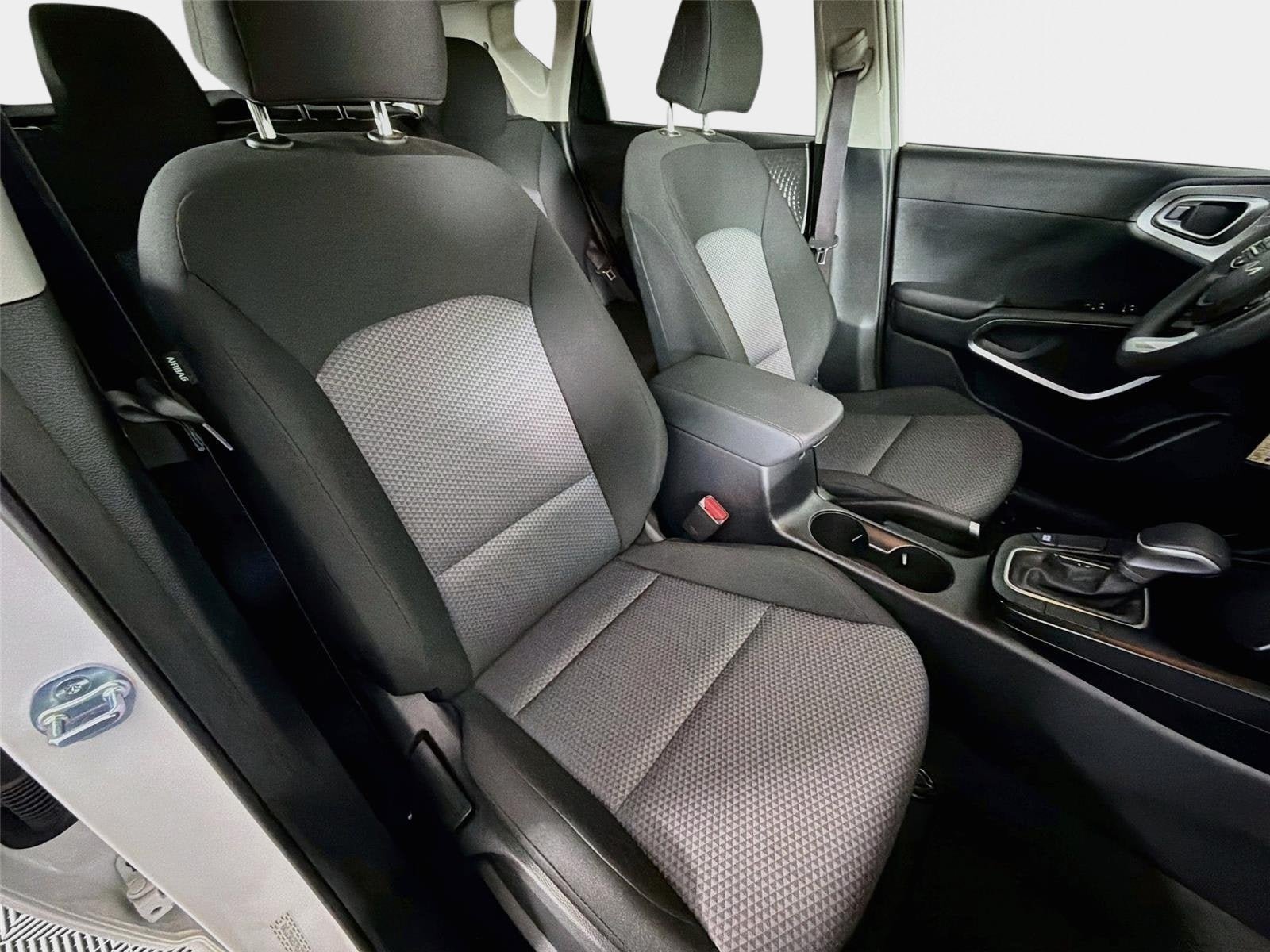 Certified 2025 Kia Soul LX w/ LX Technology Package FWD image 24