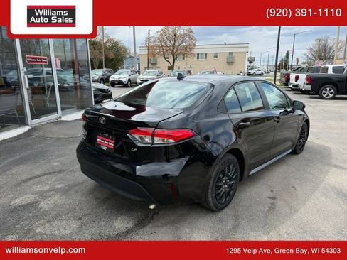 Used 2023 Toyota Corolla LE FWD image 3