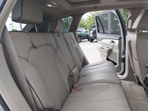 Used 2011 Lincoln MKX AWD w/ 102A Rapid Spec Order Code image 11