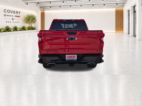 Used 2024 Chevrolet Silverado 1500 LT Trail Boss w/ Convenience Package II AWD/4WD image 12