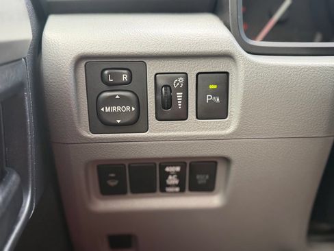 Used 2012 Toyota 4Runner SR5 w/ Convenience Pkg RWD image 25